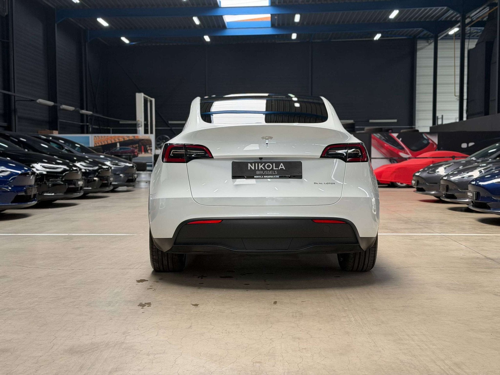 Tesla Model Y LONG RANGE - ALL WHEEL DRIVE - AUTOPILOT - TOW, 378 kW, Achat, Entreprise, Noir