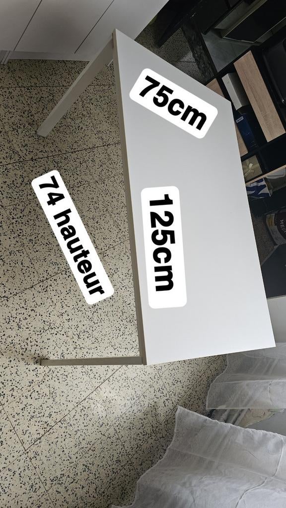 Table cuisine, Enlèvement