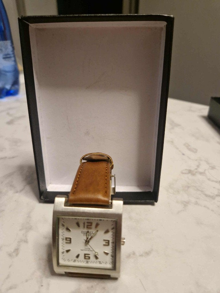 Montre Diesel Times mixte en parfait état, Handtassen en Accessoires, Horloges | Dames, Leer, Staal, Polshorloge, Zo goed als nieuw