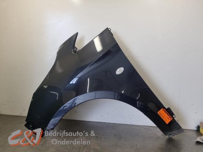 Aile avant gauche d'un Mercedes Vito (MB7831), 3 mois de garantie, Utilisé, -, -