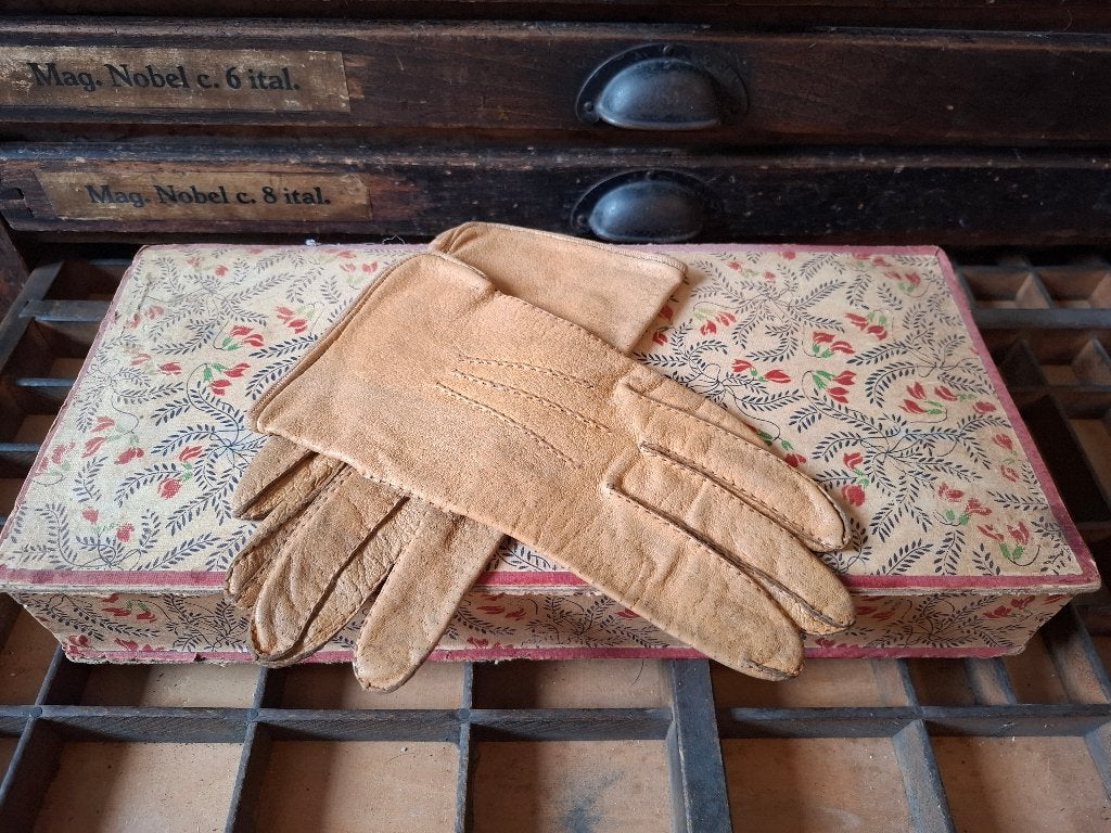 Unieke Vintage bruine Leren Handschoenen met Stikseldetails, Ophalen of Verzenden
