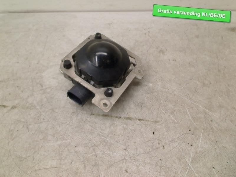 RADAR ANTI COLLISION A5 Sportback (F5A / F5F) (8W0907561B), Robert Bosch AG, Audi, Utilisé, Robert-Bosch-Allee 1
74232  Abstatt, DE