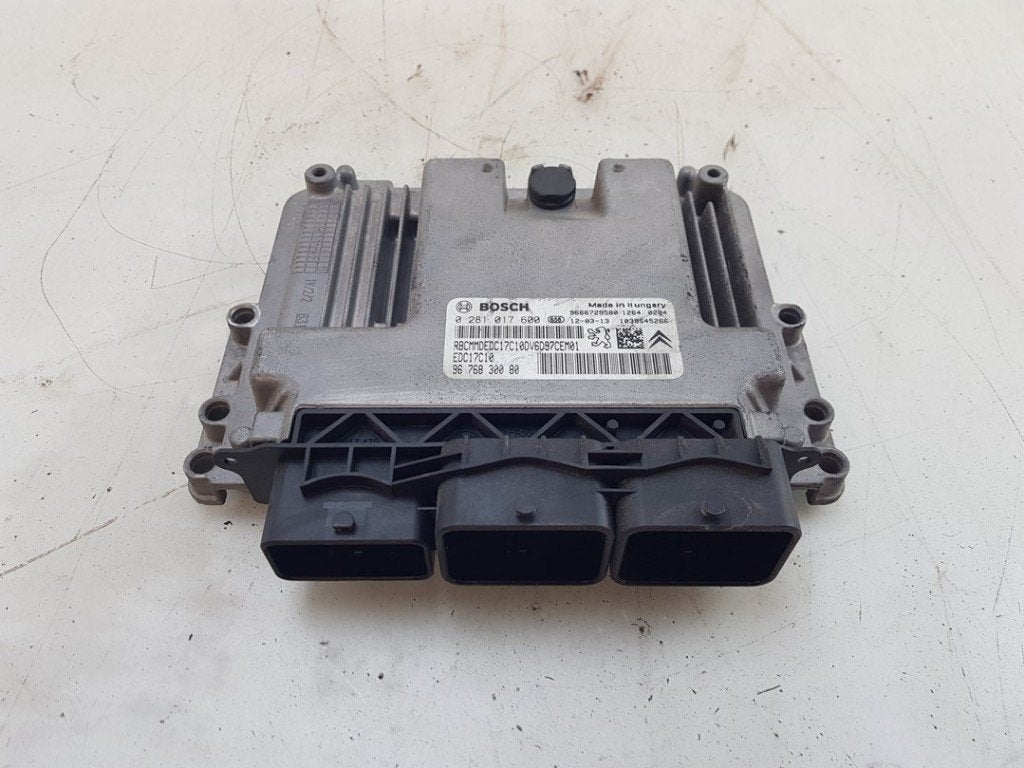 COMPUTER MOTOR C3 (SC) (|0281017600|9676830080|1607129280|), Robert Bosch AG, Gebruikt, Citroën, Robert-Bosch-Allee 1
74232  Abstatt, DE