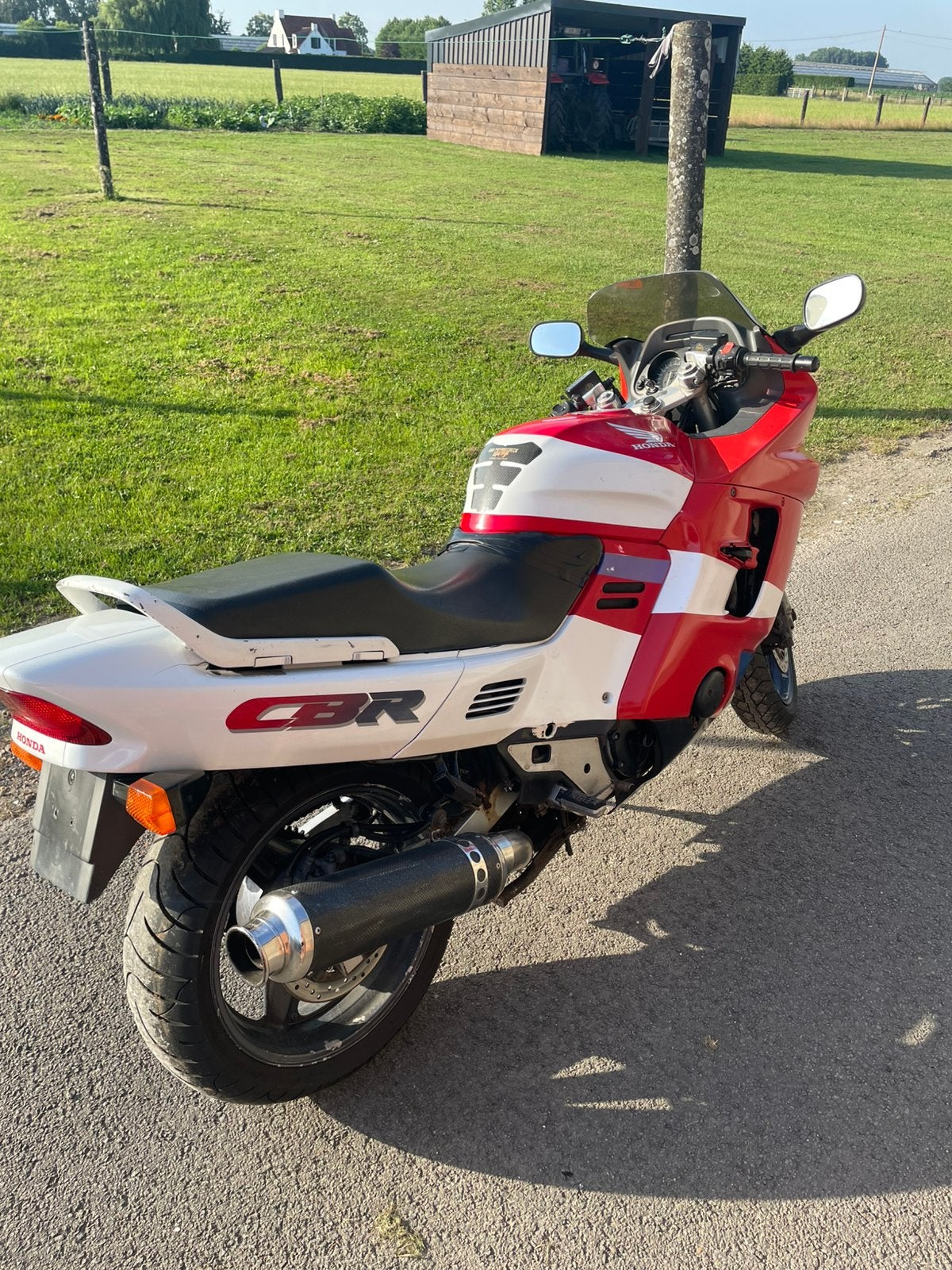 Honda cbr 1000f, Occasion, Plus de 35 kW, Échappement sport, 4 cylindres