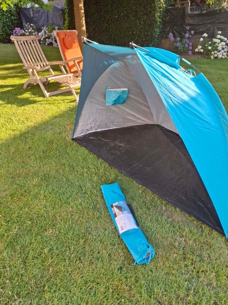 Tentje voor op het strand, Vakantie