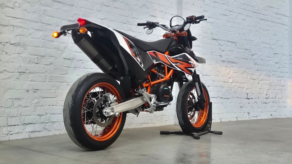 KTM 690 SMC R LC4 en parfait état en A2 Ready @motomobilia, ABS, Entreprise, Occasion, Permis Moto A2 minimum