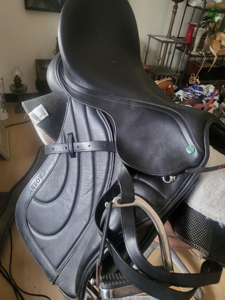 Dressuurzadel crosby, Dieren en Toebehoren, Ophalen