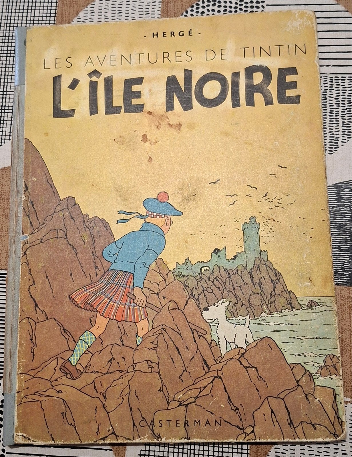 Tintin - L'île noire - B1 (1945/46/47), Livres, Enlèvement ou Envoi, Une BD, Utilisé, Hergé