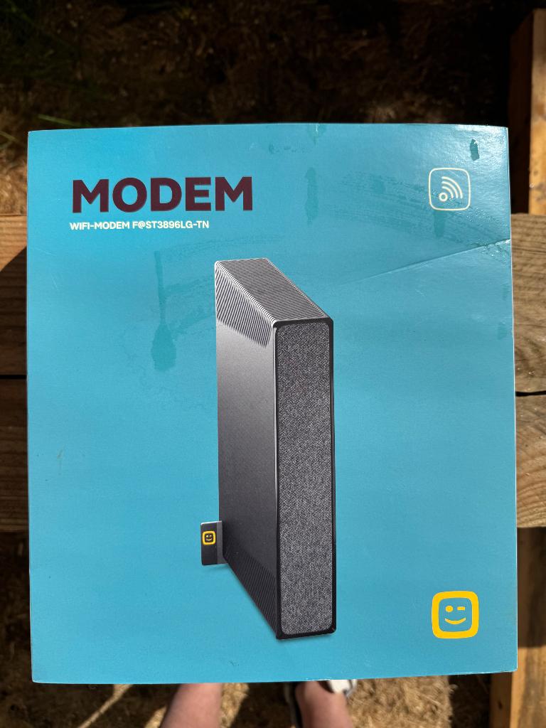 Telenet modem, Computers en Software, Routers en Modems, Ophalen, Nieuw, Router met modem