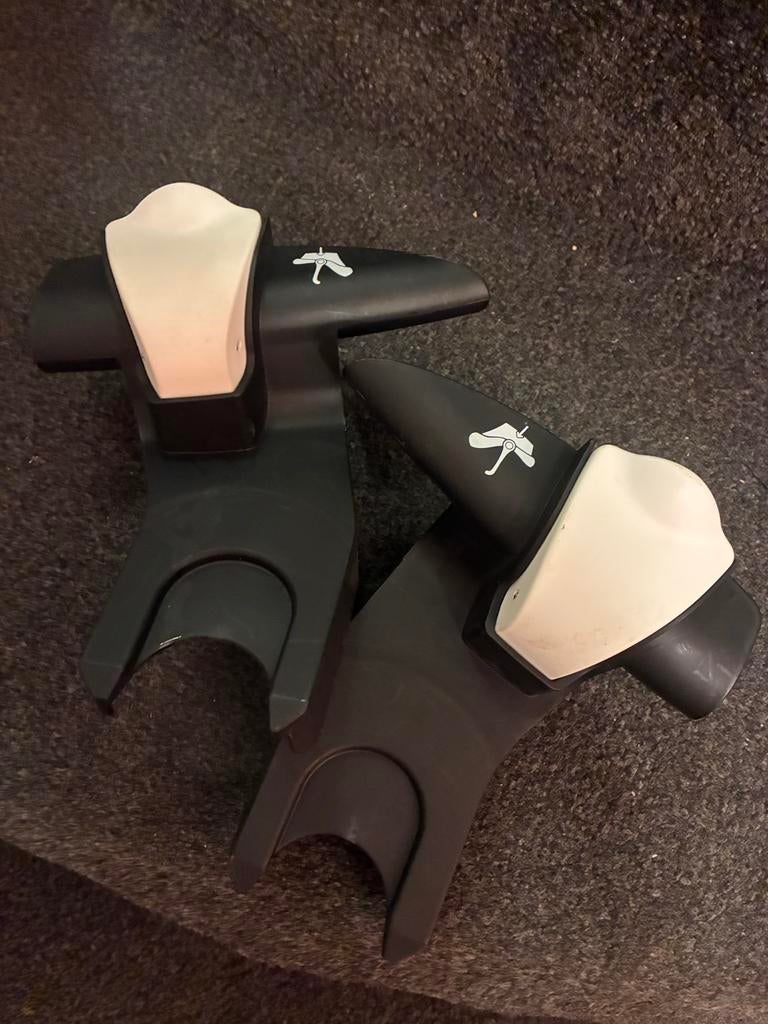 Adaptateurs Bugaboo Bee pour Siège Auto (Cosi) – État Neuf, Ophalen of Verzenden, Zo goed als nieuw, Kinderwagen, Maxi-Cosi