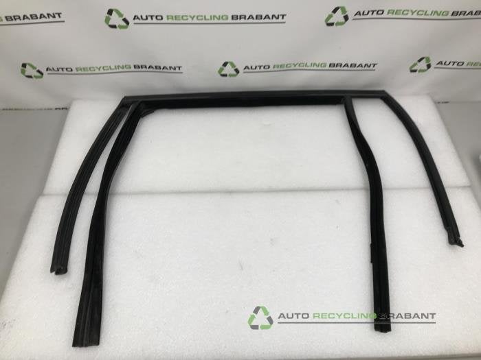 Bande décorative d'un BMW X5, -, 3 mois de garantie, Utilisé, -