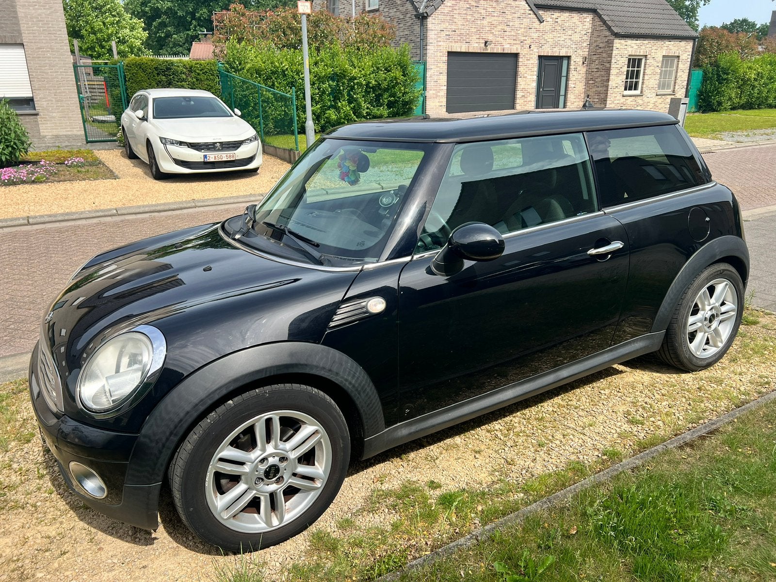 Mini one met panoramisch dak, Auto's, Mini, Voorwielaandrijving, Stof, 750 kg, Zwart