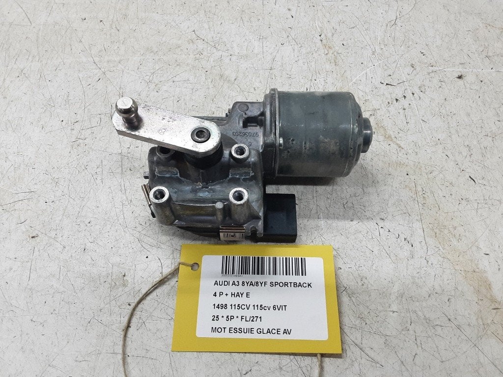 MOTEUR ESSUIE-GLACE AVANT A3 Sportback (8YA) (8Y1955119B), Autos : Pièces & Accessoires, Auto-Union-Straße  1,
85057  Ingolstadt, DE