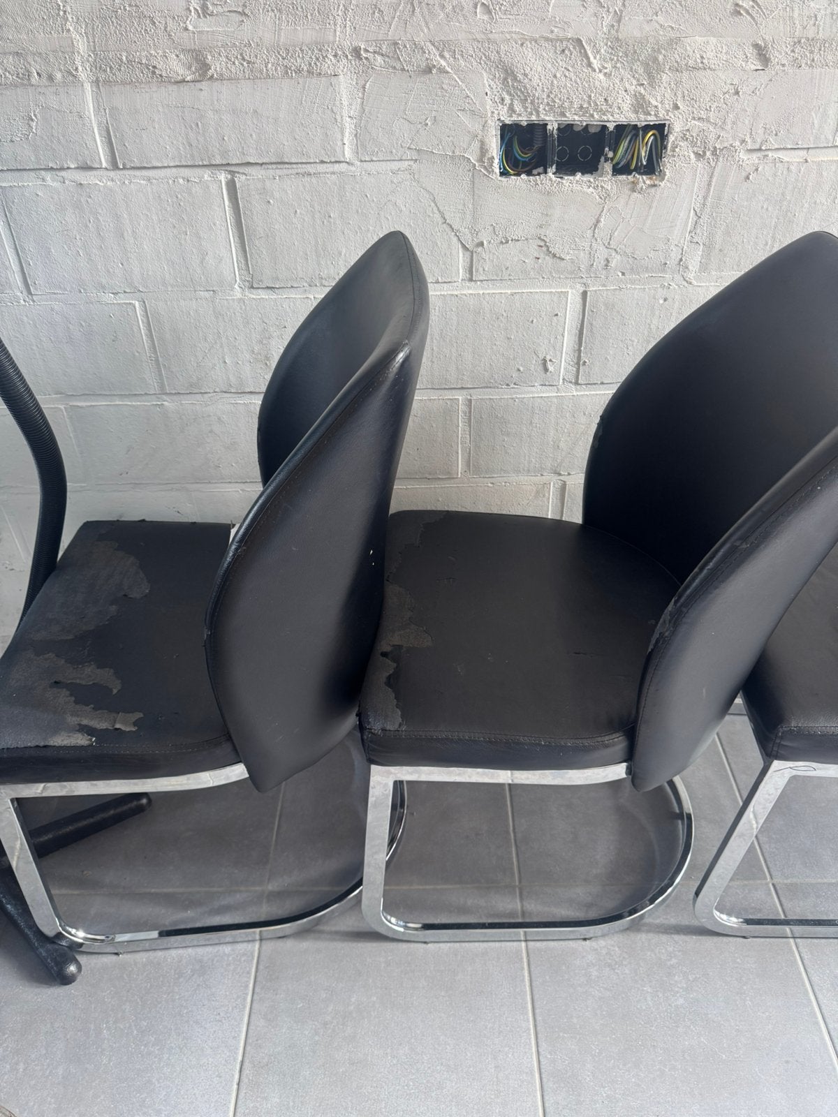 stevige eetkamer stoelen GRATIS, Ophalen, Gebruikt, Leer, Modern