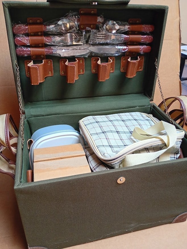 4 persoons luxe stoffen picknickkoffer - Sagaform, Hobby en Vrije tijd, Picknickmanden, Nieuw, Ophalen of Verzenden