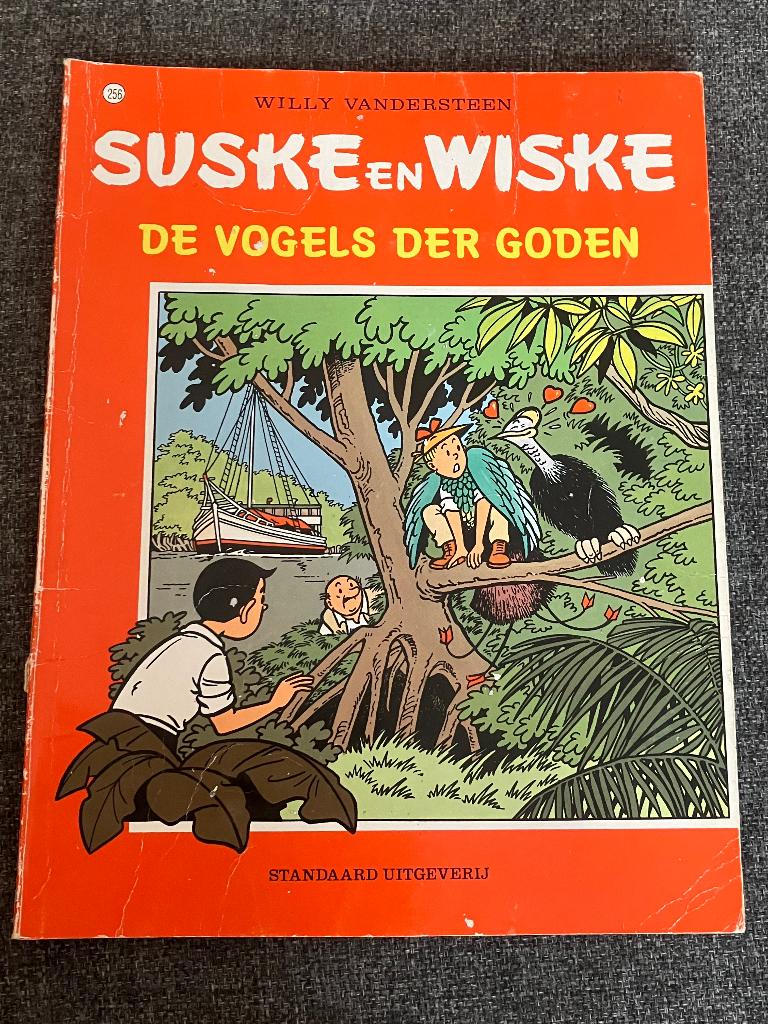 Suske en Wiske - 256 - De vogels der goden, Eén stripboek, Ophalen of Verzenden, Gelezen, Willy Vandersteen