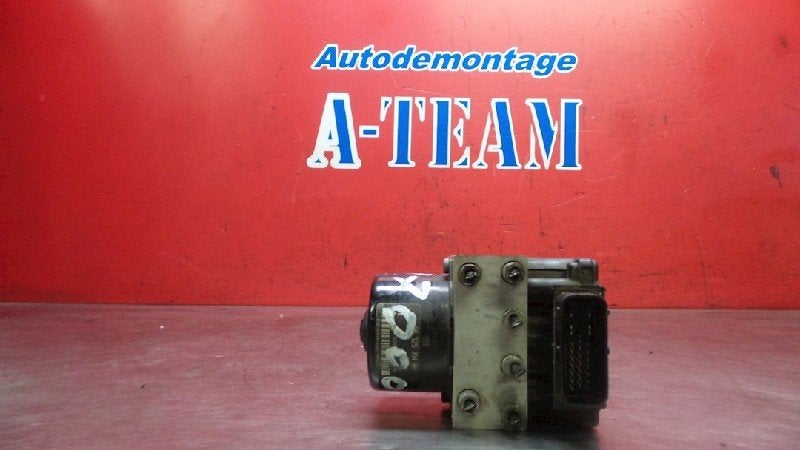 BLOC ABS (FREINS ANTI-BLOCAGE) Peugeot 206 (2A / C/H/J/S), Autos : Pièces & Accessoires, Sodener Straße 9
65824  Schwalbach, DE