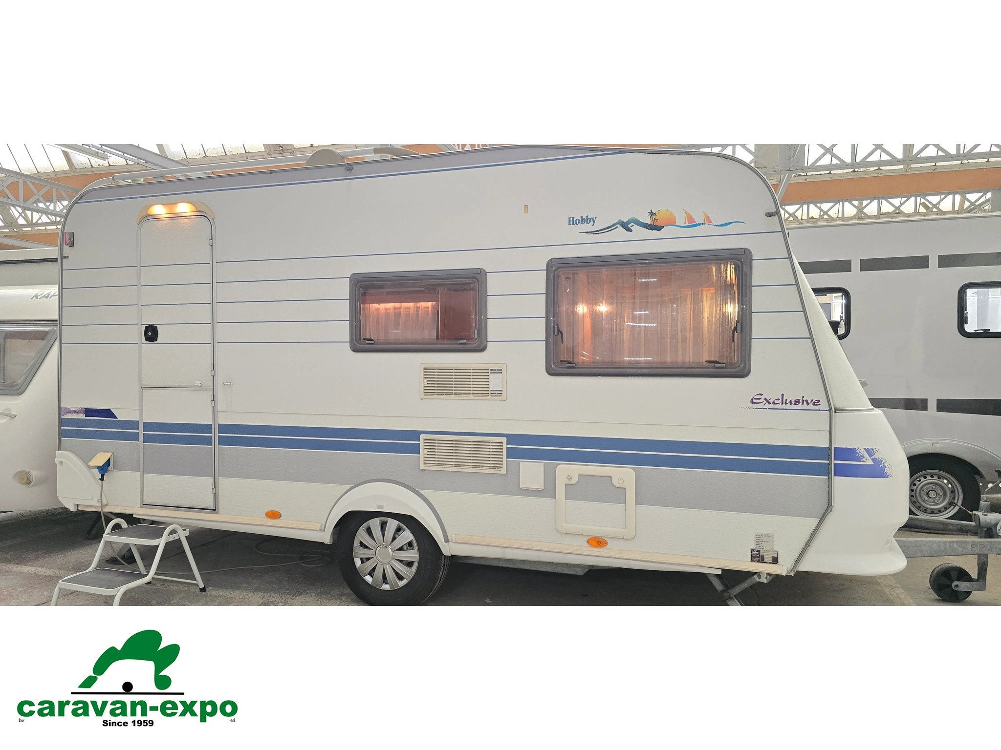 HOBBY Exclusive 440, Caravans en Kamperen, Caravans, Bedrijf, tot en met 4, 1000 - 1250 kg, Hobby, 4 tot 5 meter