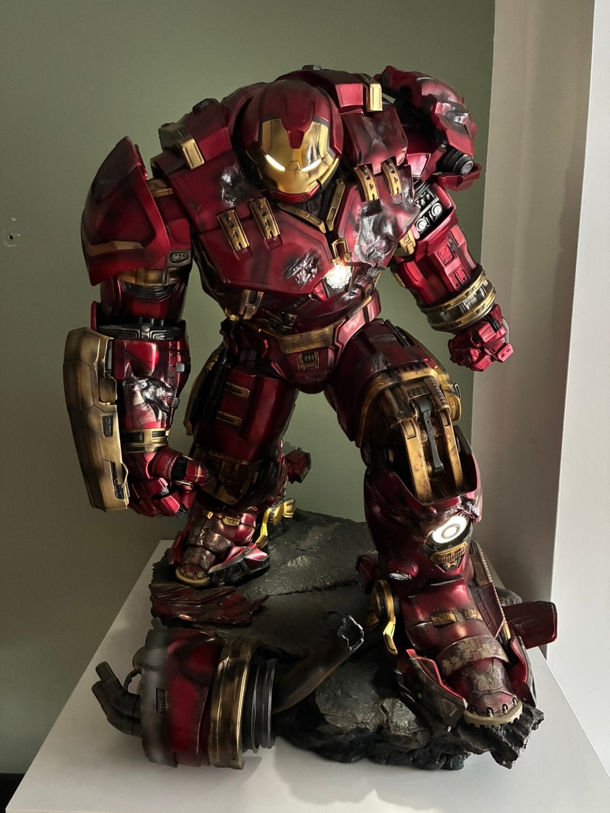 Hulkbuster Queen studios/ no sideshow/ no tsume, Enlèvement, Comme neuf