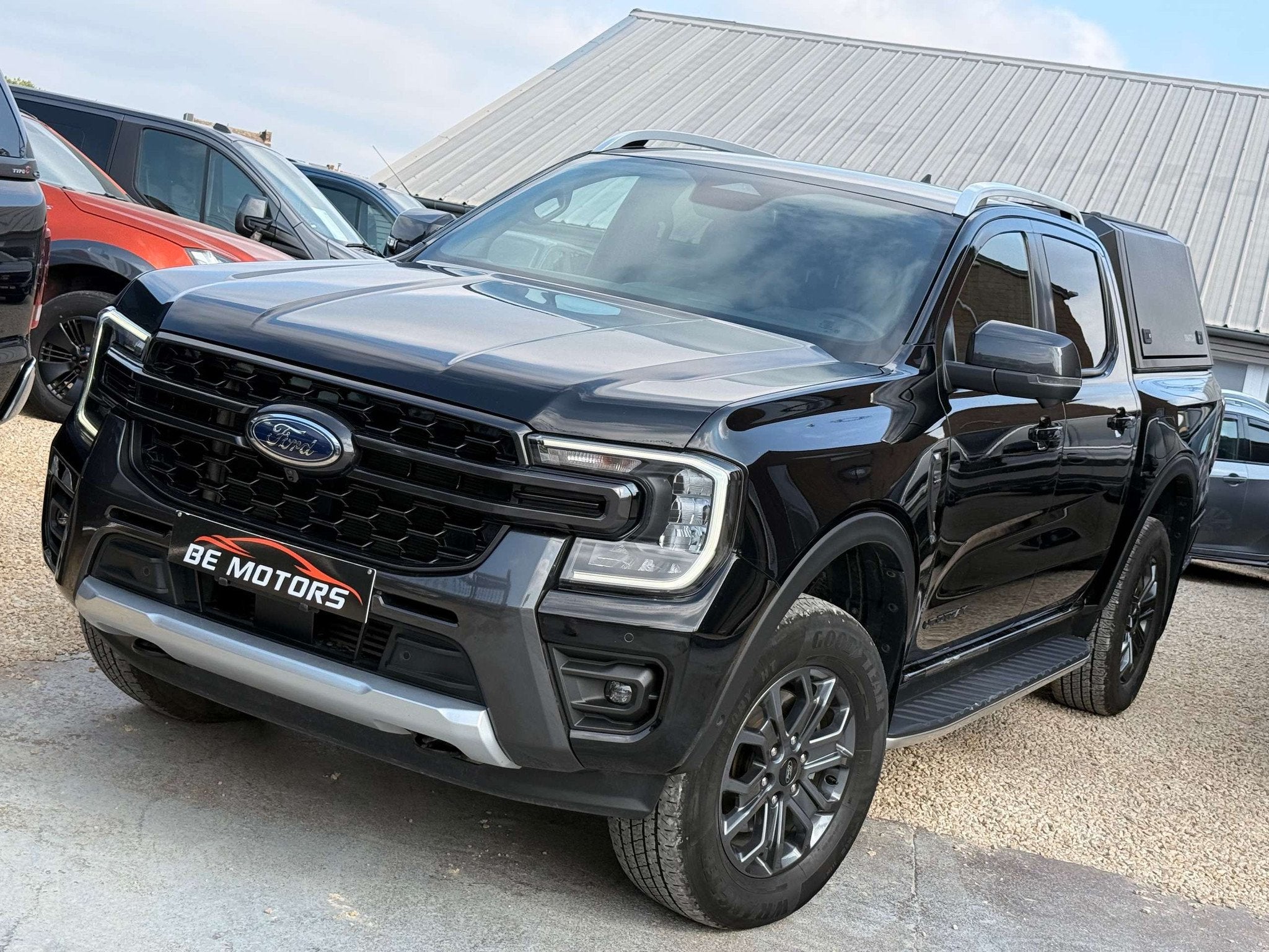 Ford Ranger 2.0 4WD Wildtrak 205CV HARD-TOP TVAC*BTWIN CAMER, Auto's, Ford, Automaat, Gebruikt, 4 cilinders, Zwart