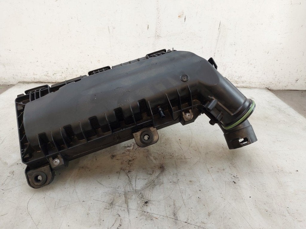 LUCHTFILTERHUIS Opel Corsa F (UB / UH / UP) (|9828002080|), Gebruikt, Opel, Opel Automobile GmbH, Kontakt-opel@opel.com