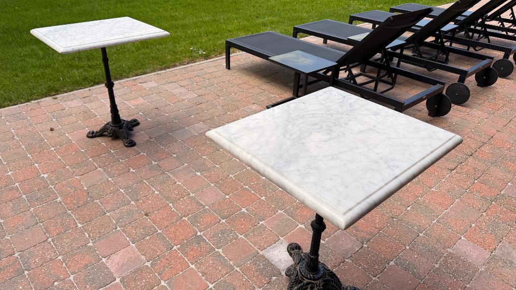 Superbe table de bistrot vintage d’origine 150€ pièces, Jardin & Terrasse, Enlèvement, Utilisé, Carré, Autres matériaux