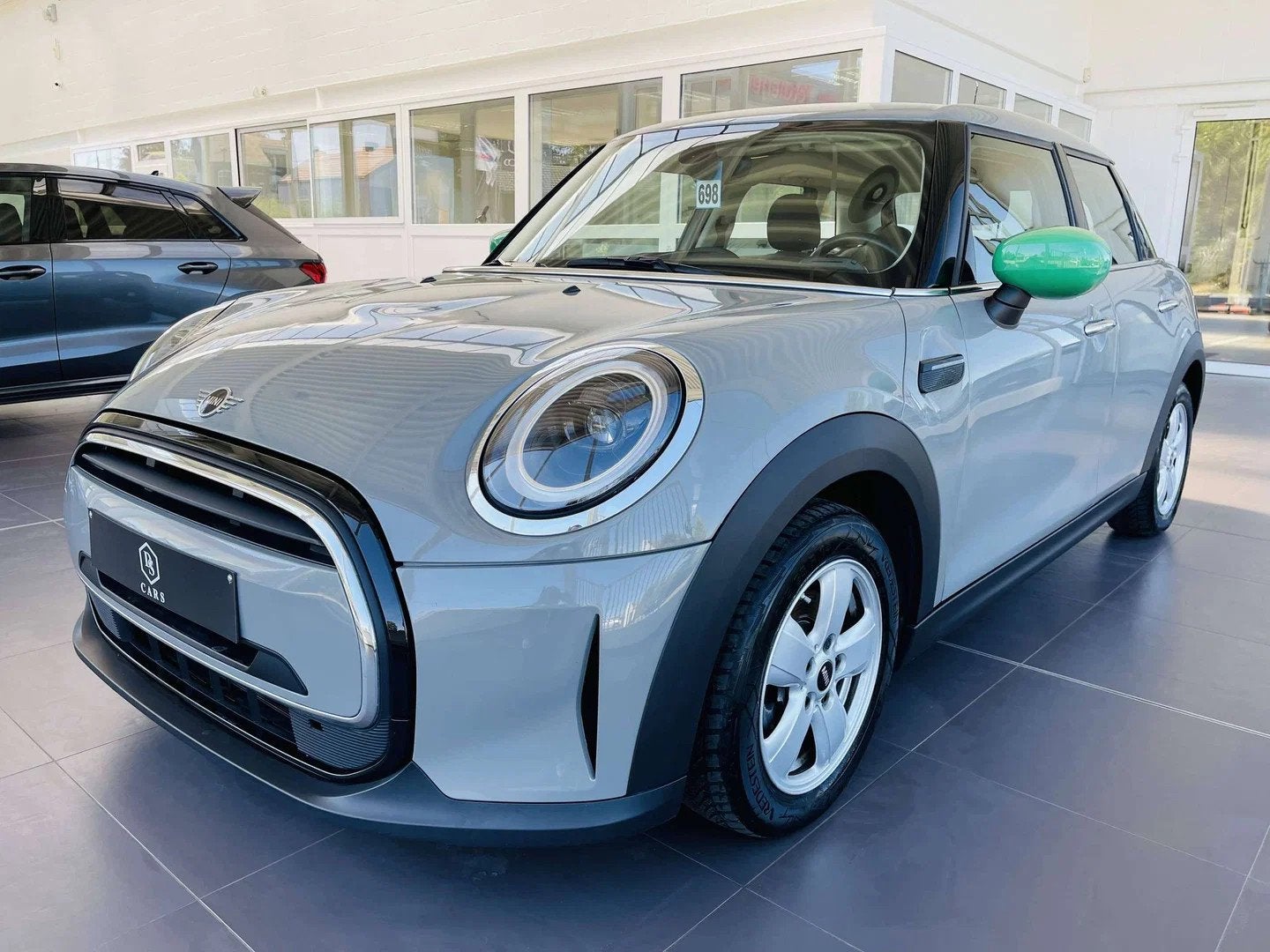 MINI One 1.5i * GARANTIE + LED + GPS + 5 PORTES * (bj 2022), 75 kW, Gebruikt, Euro 6, Bedrijf