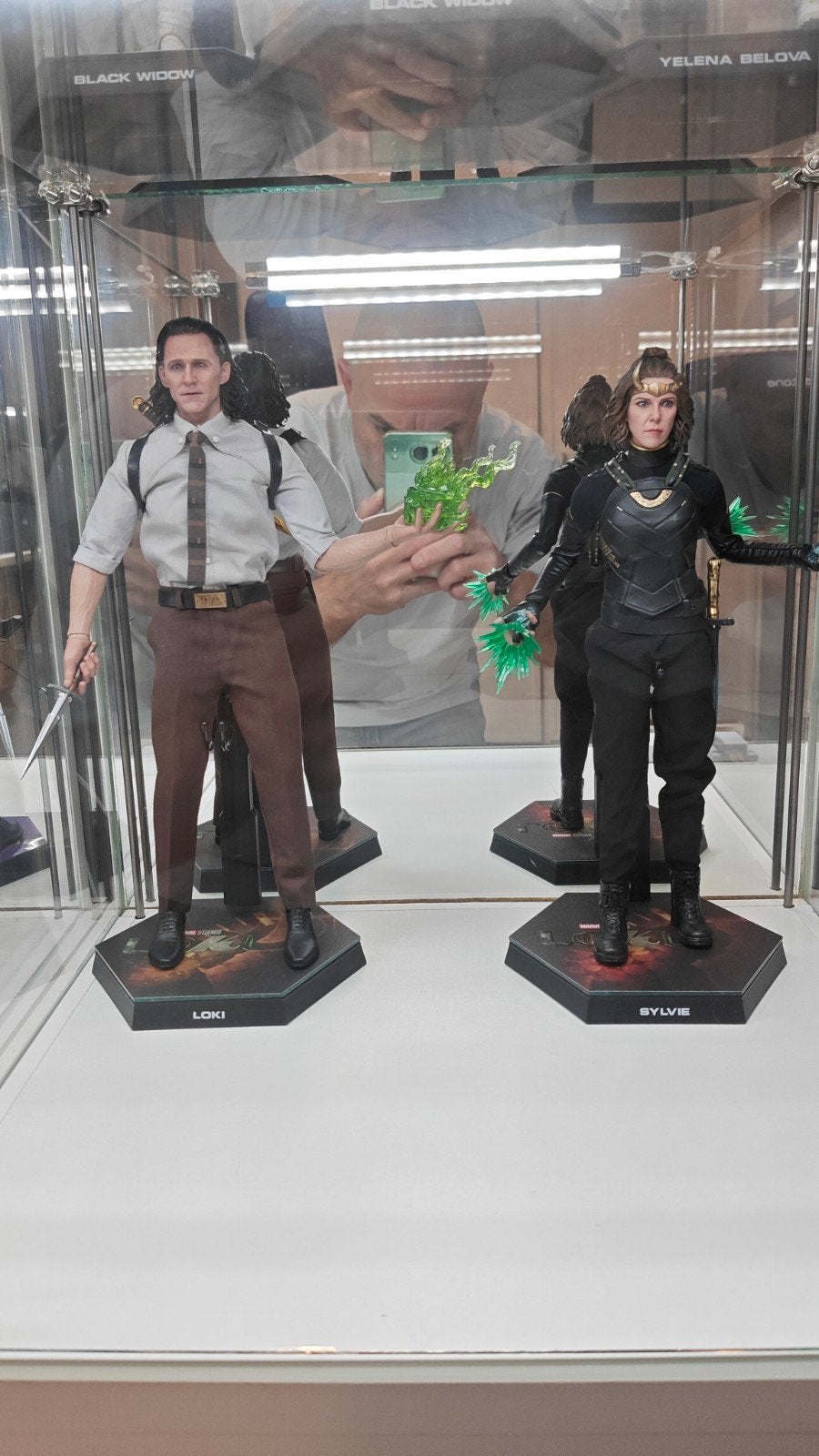 figurine hot toys - plusieurs pièces a vendre, Enlèvement ou Envoi, Comme neuf, Autres types