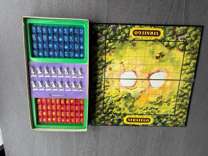 Stratego vintage 70-80, Een of twee spelers, Ophalen of Verzenden, Gebruikt