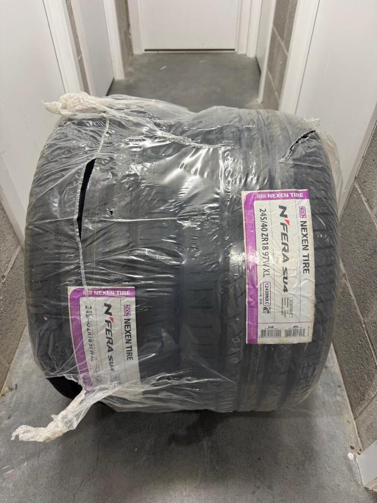 Pneus d'été Nexen : NFERA SU4 245/40 ZR18 97W XL, Neuf, 245 mm, Véhicule de tourisme, Pneus été