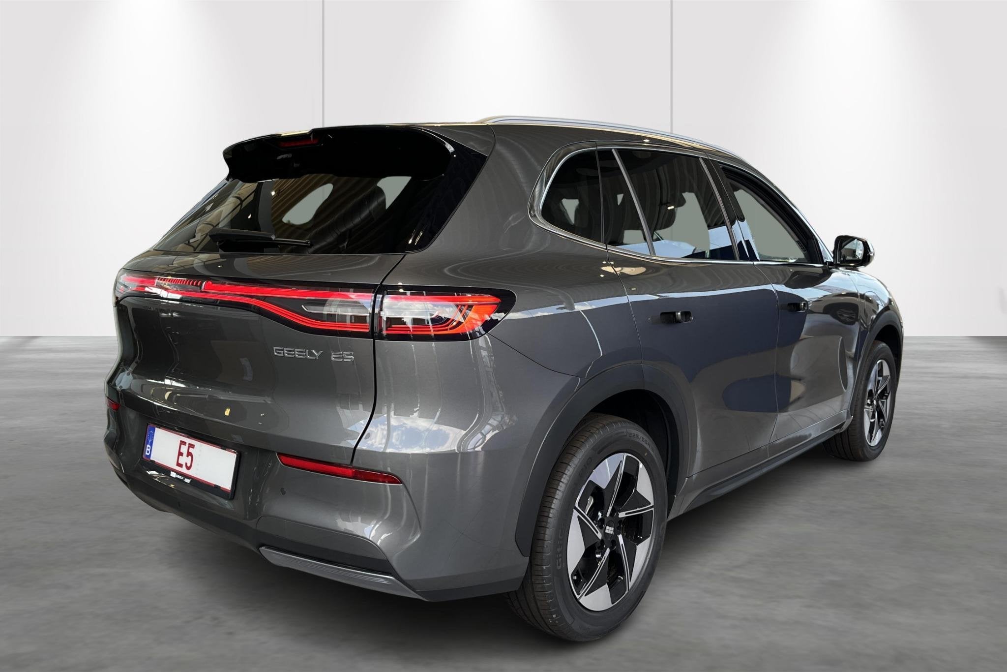 GEELY E5 Pro 60 kWh GARANTIE DE 8 ANS OU 200 000 KM, Autos, Neuf, Achat, Entreprise, https://public.car-pass.be/vhr/3ec262d6-d32d-4318-96a4-48daa9253afb