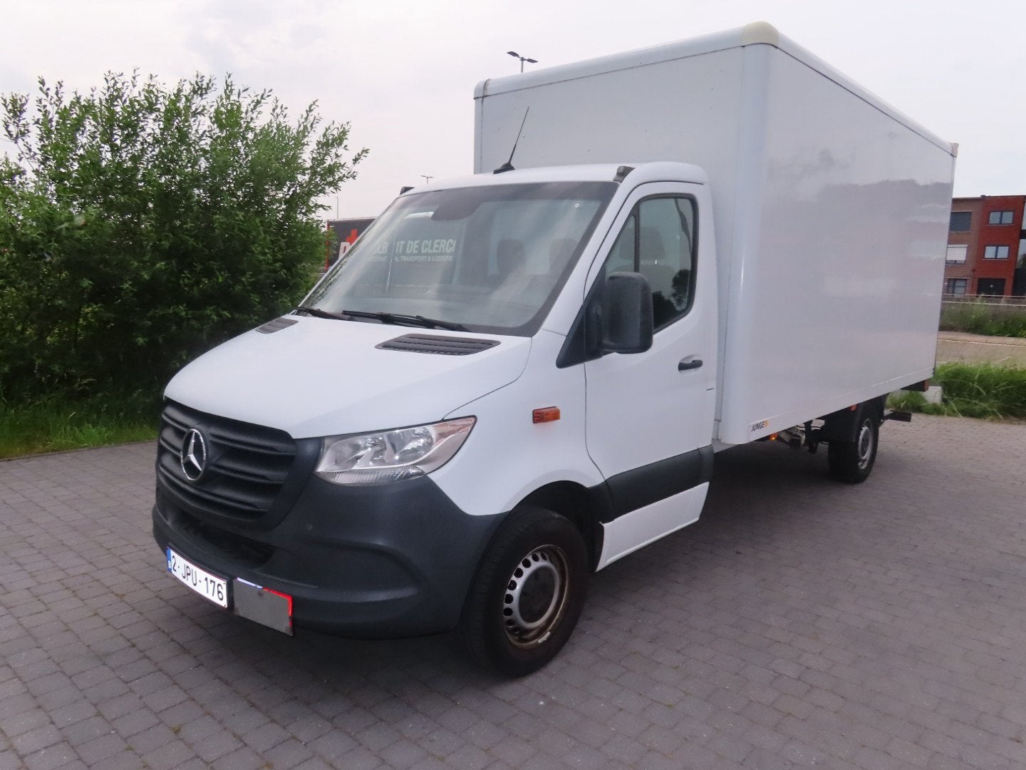 Bakwagen met lift TE HUUR Onbeperkte km’s ! Automaat !, Autos, Achat, Euro 6, 3 places, Feux de virage