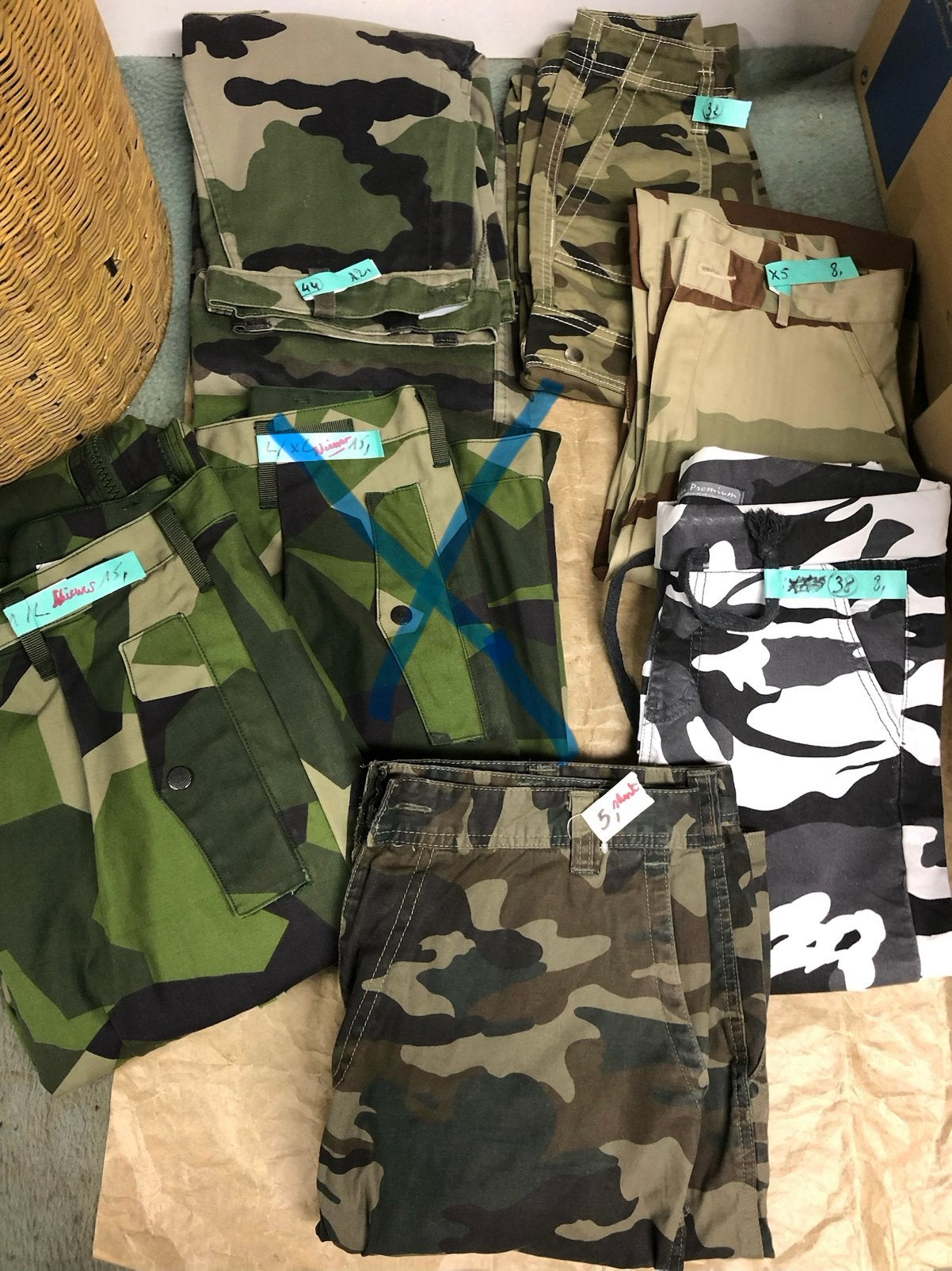 Buiten spelen, kamperen, camoufleren, Enlèvement ou Envoi, Comme neuf