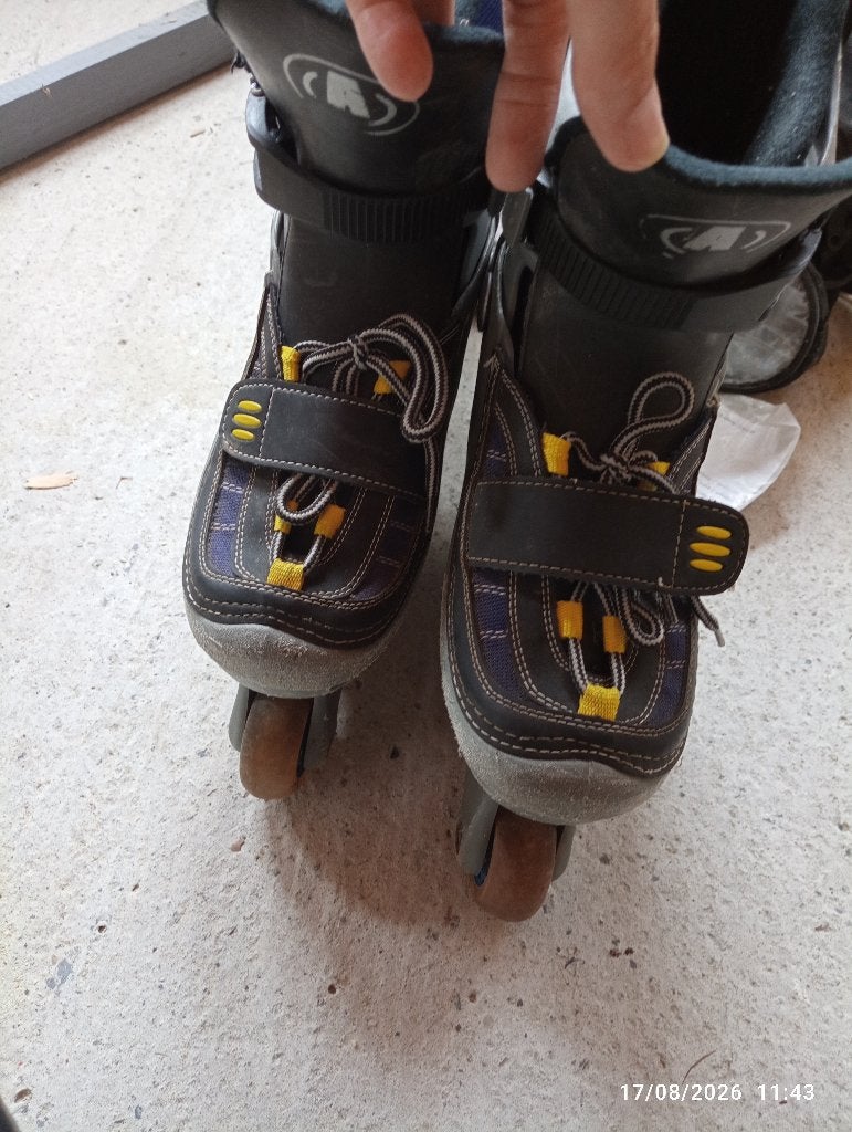 Roller enfant 35/38, Sports & Fitness, Patins à roulettes alignées, Enlèvement, Utilisé, Enfants, Rollers 4 roues en ligne