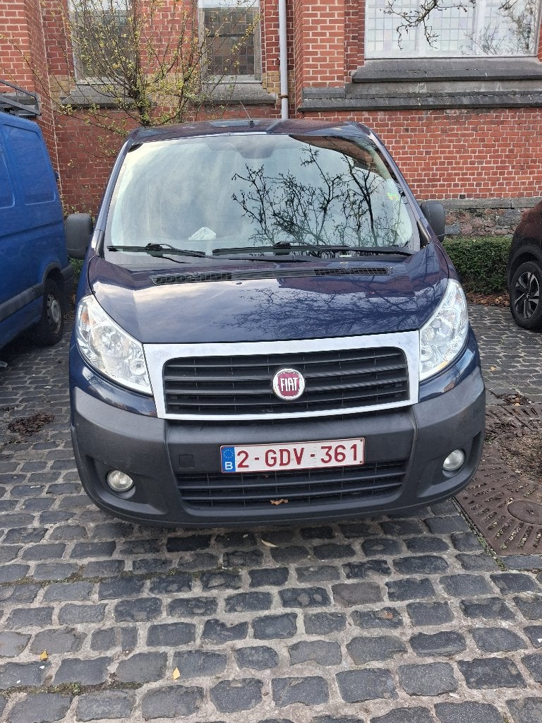 Voiture utilitaire a saisir, Enlèvement ou Envoi, Utilisé