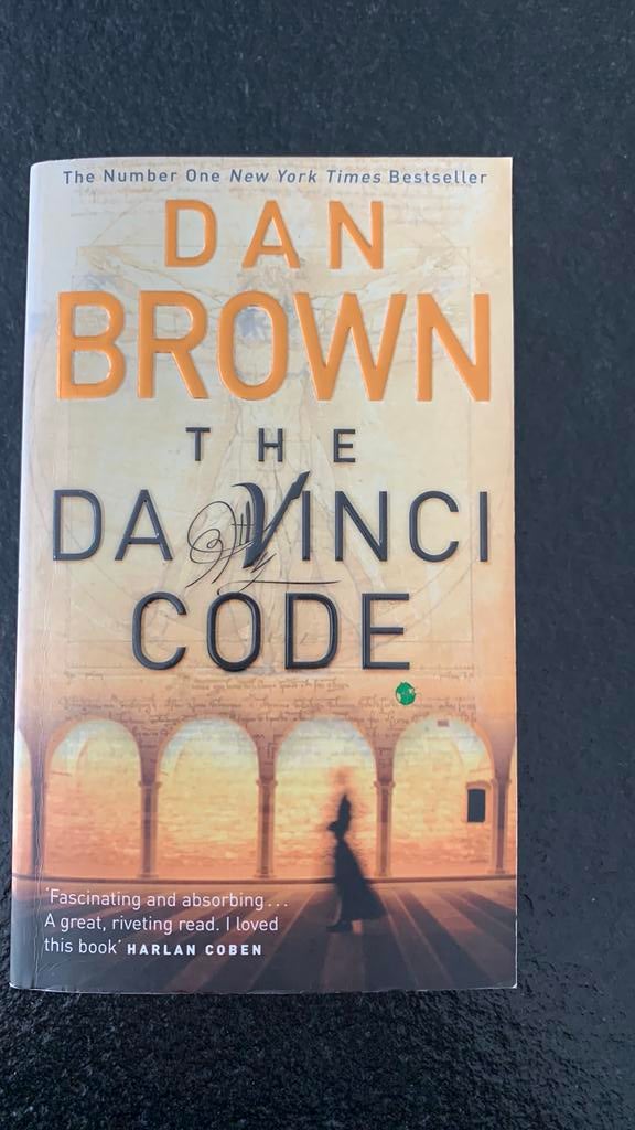 Dan Brown the da vinci code, Ophalen