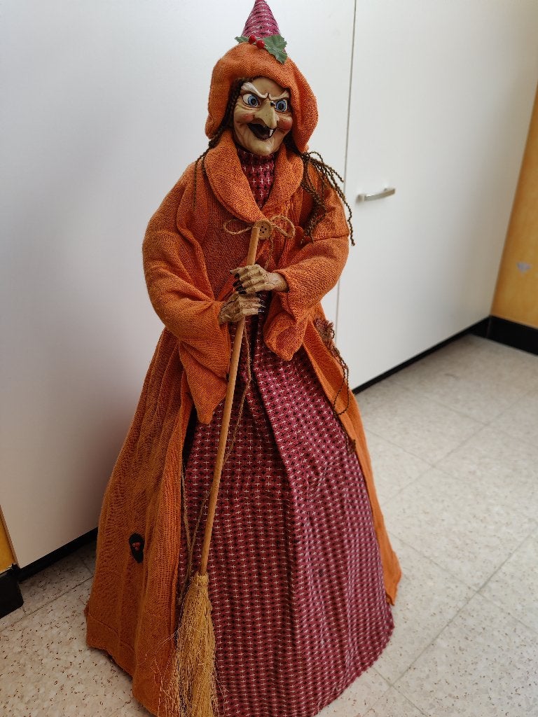 Halloween heks, Hobby en Vrije tijd, Feestartikelen, Ophalen, Zo goed als nieuw, Versiering