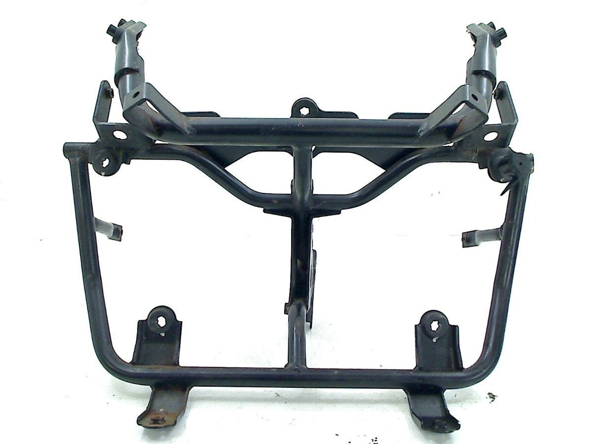 CARENAGE SUPPORT (UPPER) Suzuki, Suzuki Deutschland GmbH, Utilisé, Kontakt@suzuki.de, Suzuki-Allee 7
64625  Bensheim, DE