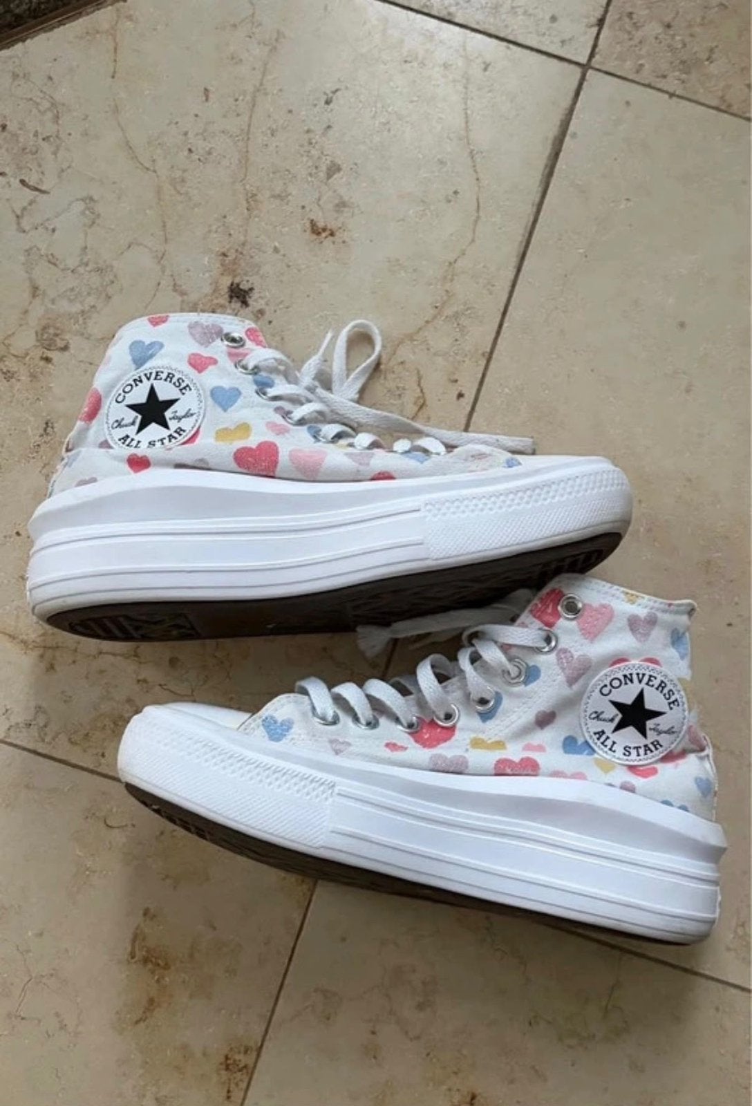 Basket converse, Vêtements | Femmes, Enlèvement, Comme neuf