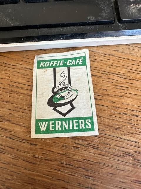 étiquette de boîte d'allumettes Coffee Café Werniers, Collections, Articles de fumeurs, Briquets & Boîtes d'allumettes, Info@kofwerni.ti