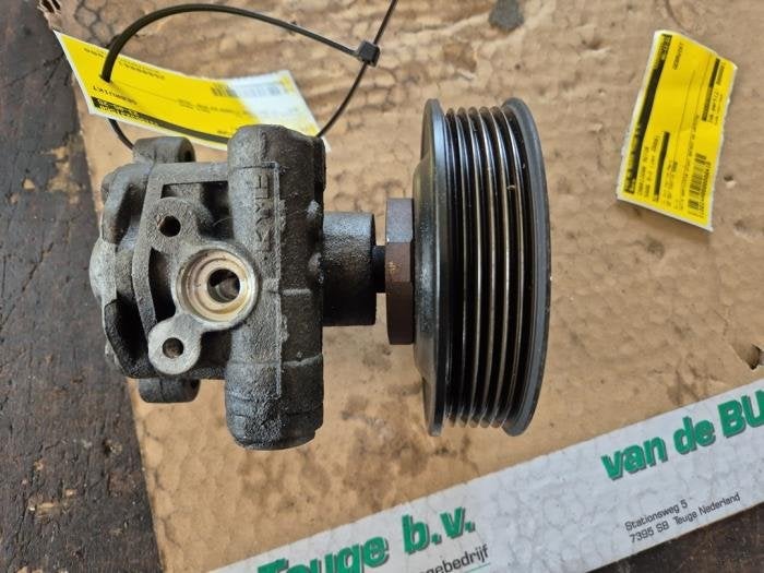 Stuurbekrachtiging Pomp van een Volkswagen Caddy, Gebruikt, -, Volkswagen, -