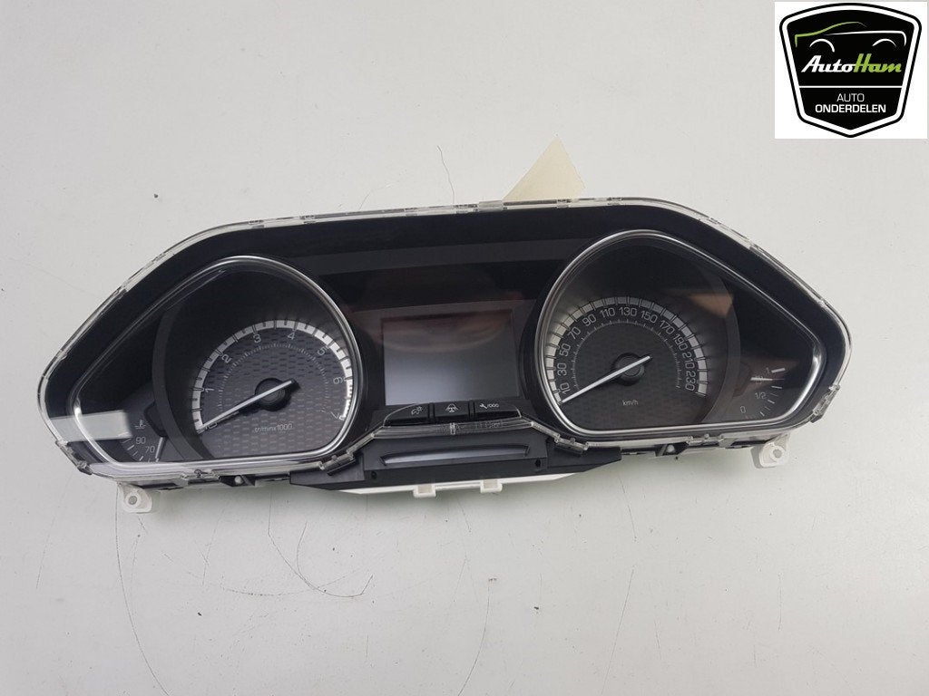 INSTRUMENTS DE BORD Peugeot 2008 (CU) (01-2013/12-2019), Kontakt-peugeot@peugeot.com, Utilisé, Peugeot Deutschland GmbH, Bahnhofsplatz
65423  Rüsselsheim, DE
