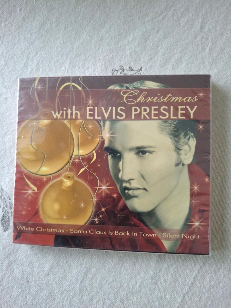 Cd christmas with  elvis presley nieuw in plastiek, Cd's en Dvd's, Ophalen of Verzenden