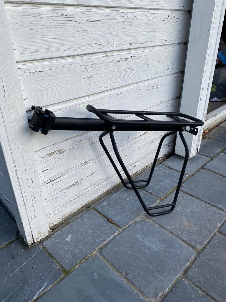 Fietsdrager montage op zadelpen, Ophalen, Zo goed als nieuw