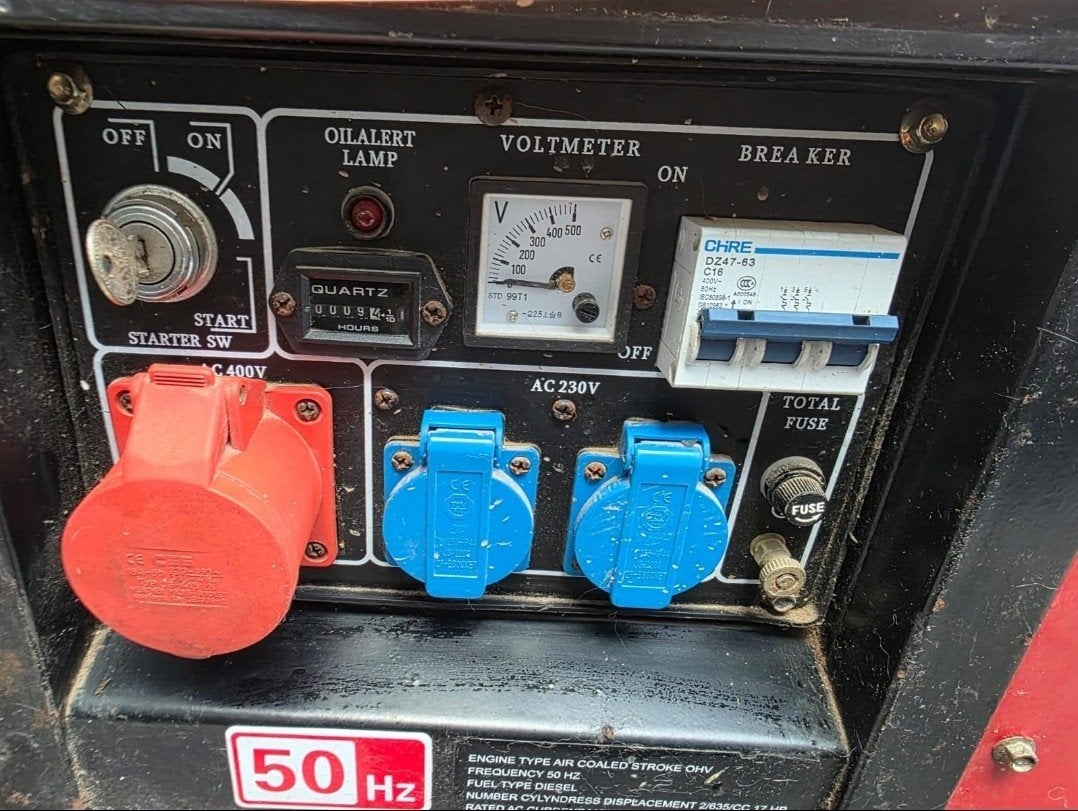 Generator 8.5 kW L.D. Motor, maar 9 u gedraaid, Ophalen, Zo goed als nieuw