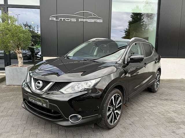 Nissan Qashqai 1.2 DIG-T 2WD Tekna Panorama, Auto's, Zwart, Zwart, Bedrijf, 83 kW