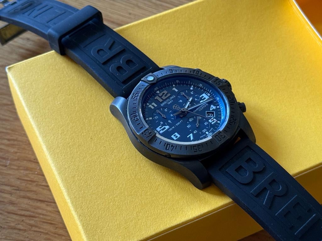 Breitling Chronospace Evo Night Mission, Montre-bracelet, Breitling, Comme neuf, Enlèvement
