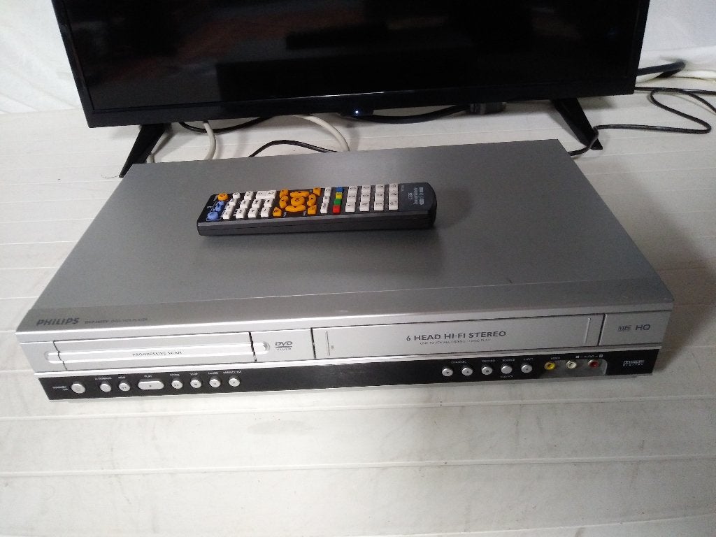 Philips DVP3055V DVD speler/VHS videorecorder, Ophalen of Verzenden, Zo goed als nieuw, VHS-speler of -recorder