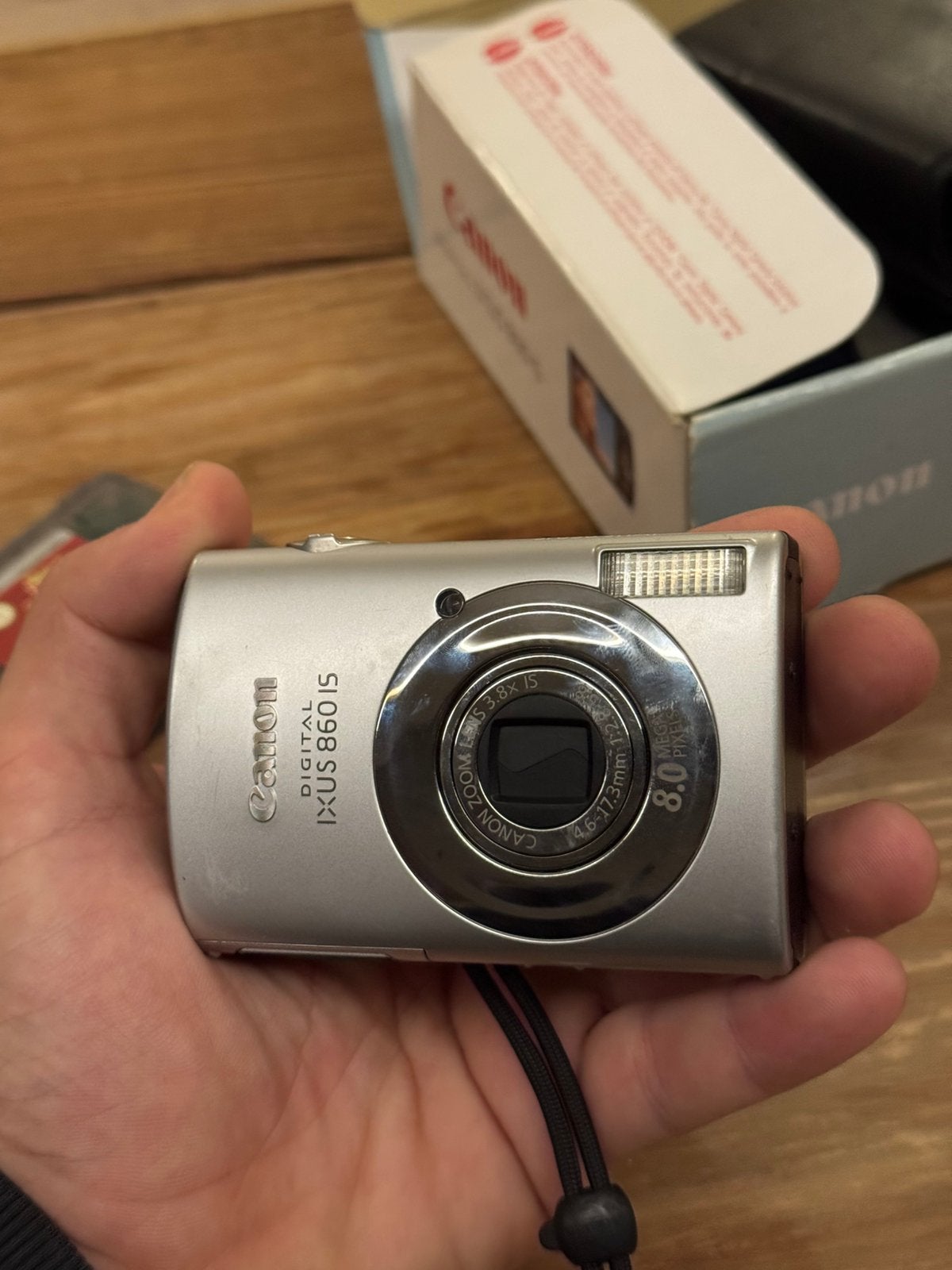 Canon IXUS 860 IS digitale camera 8 MP, Canon, Oplader, Beeldstabilisatie, Ophalen of Verzenden