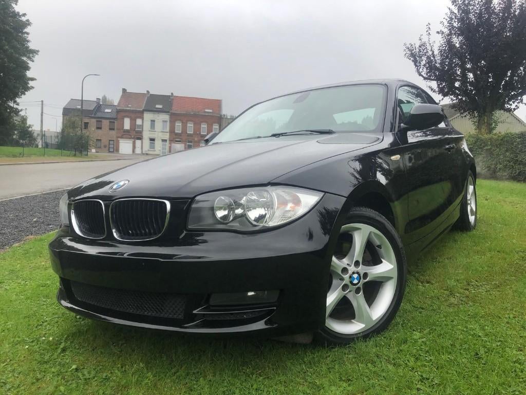 BMW 120i coupe//140000km// marchand ou export//prob moteur, Autos, BMW, Euro 5, Noir, 5 places, Particulier